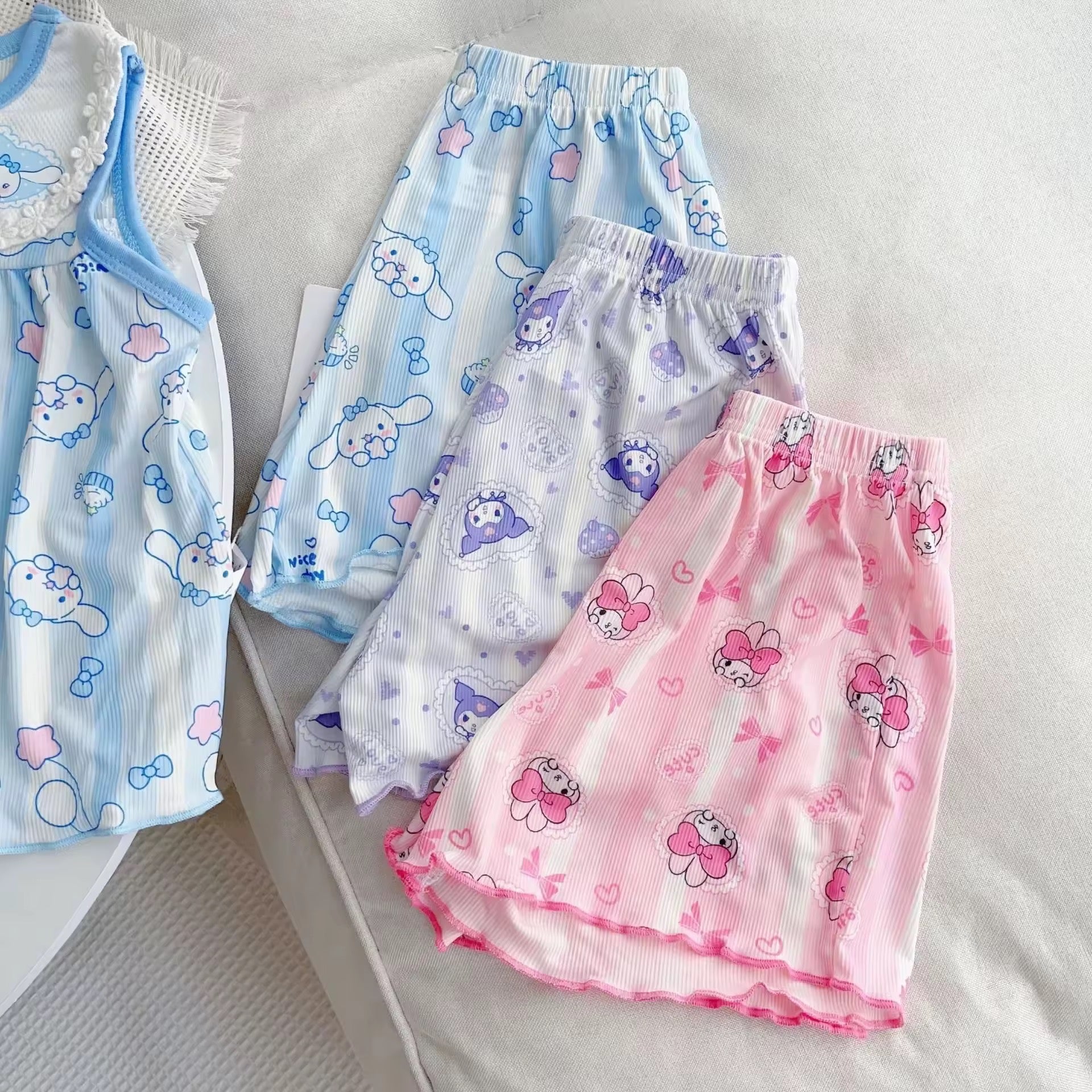 Sleeveless character pyjamas
