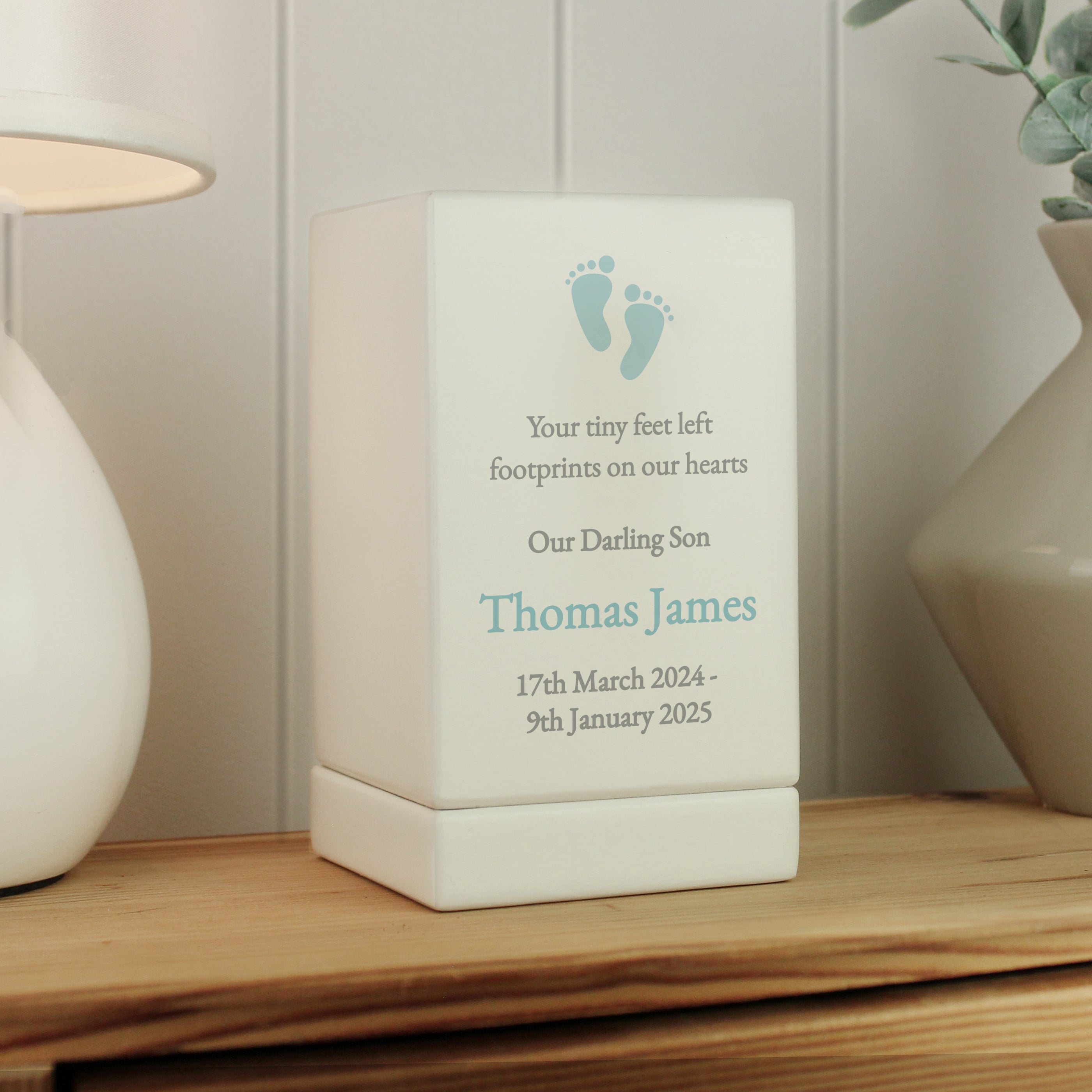 Personalised Small Wooden Urns blue/pink