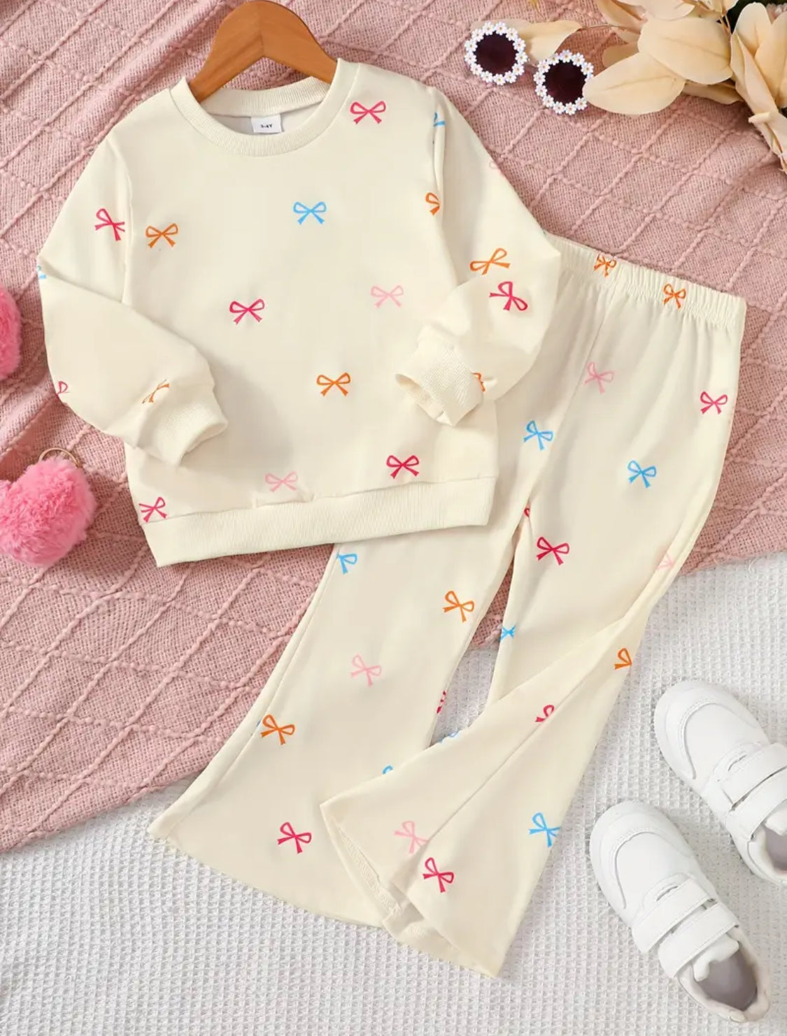 Bow sweatshirt and flares