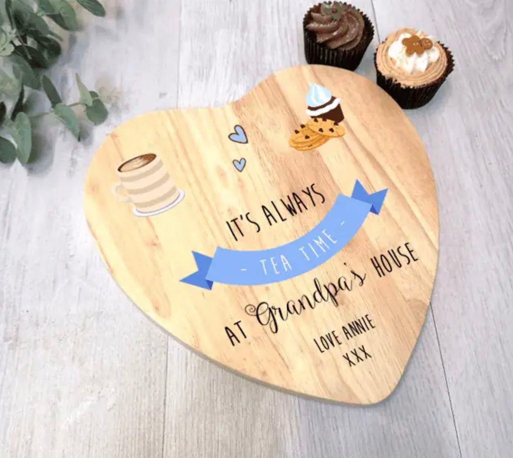 Personalised heart cake board