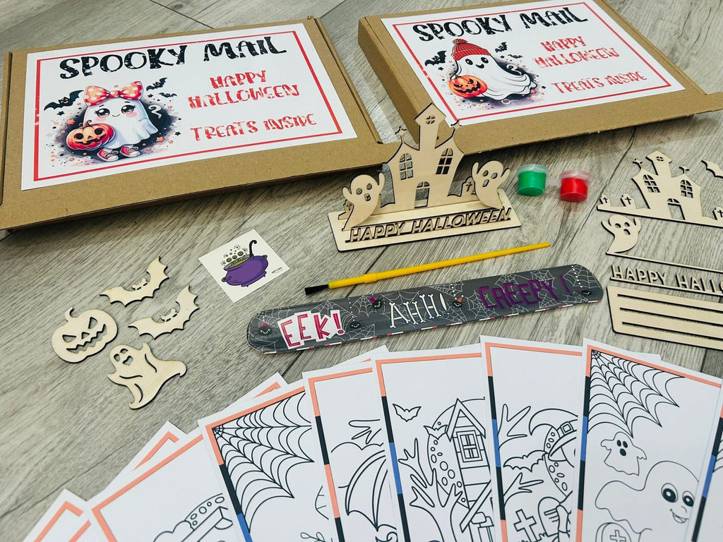 Spooky mail gift box