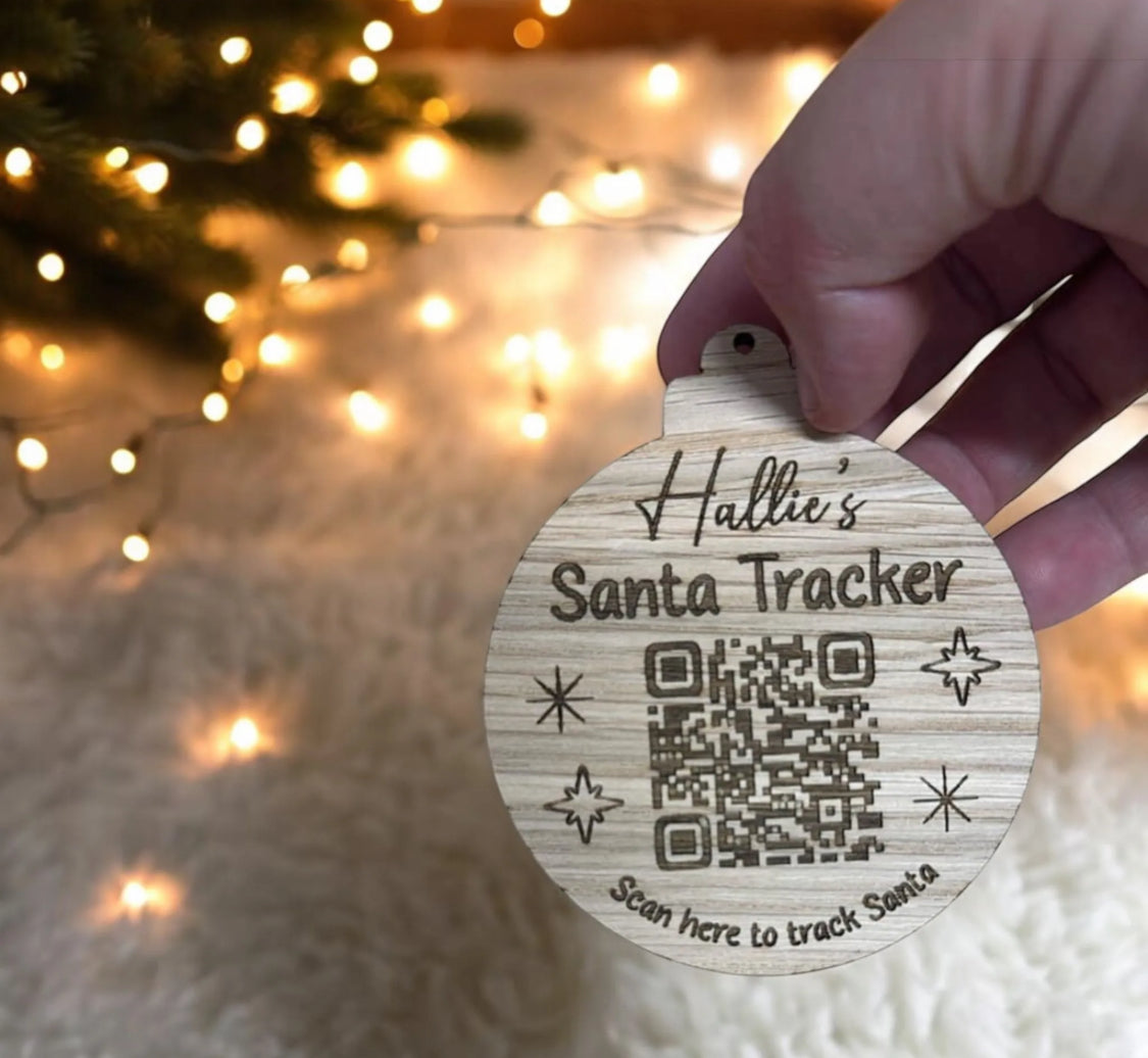 Santa tracker bauble