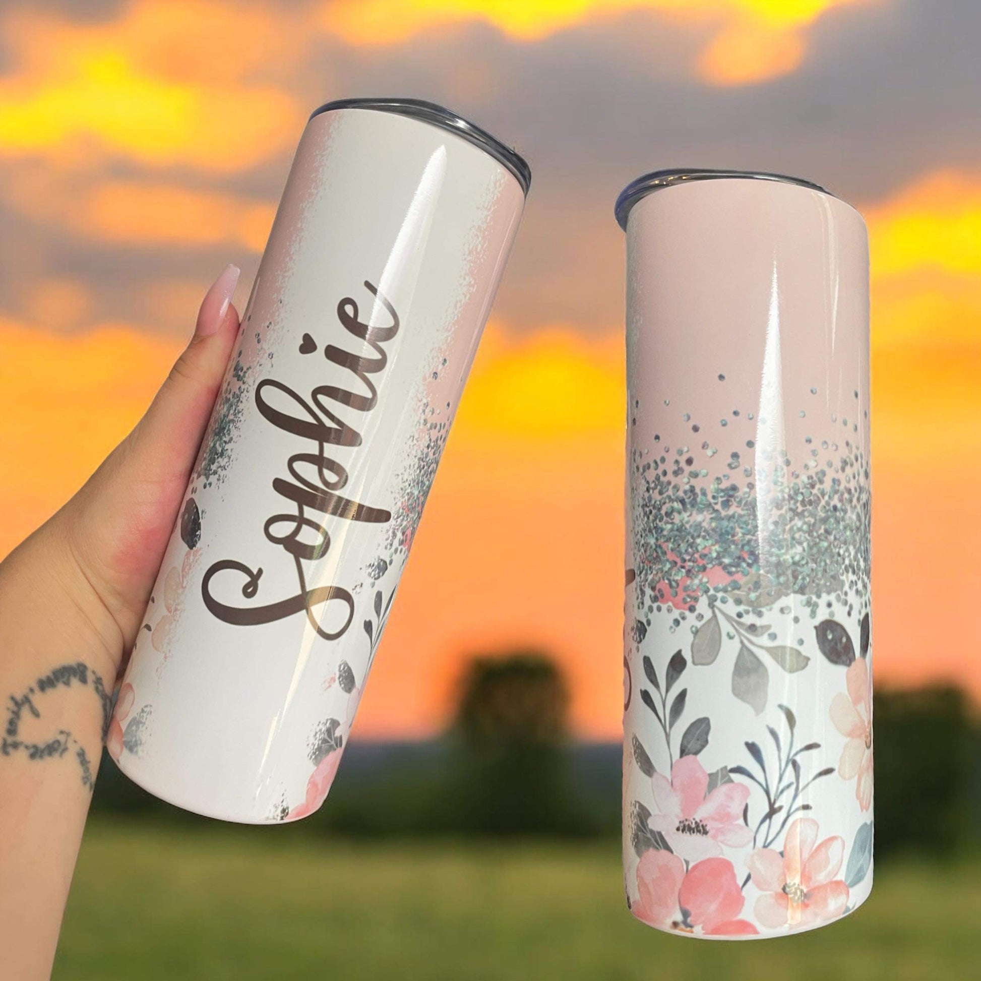 Personalised pink flower tumbler 20oz - Lola’s gift shop <3Personalised pink flower tumbler 20ozLola’s gift shop <3