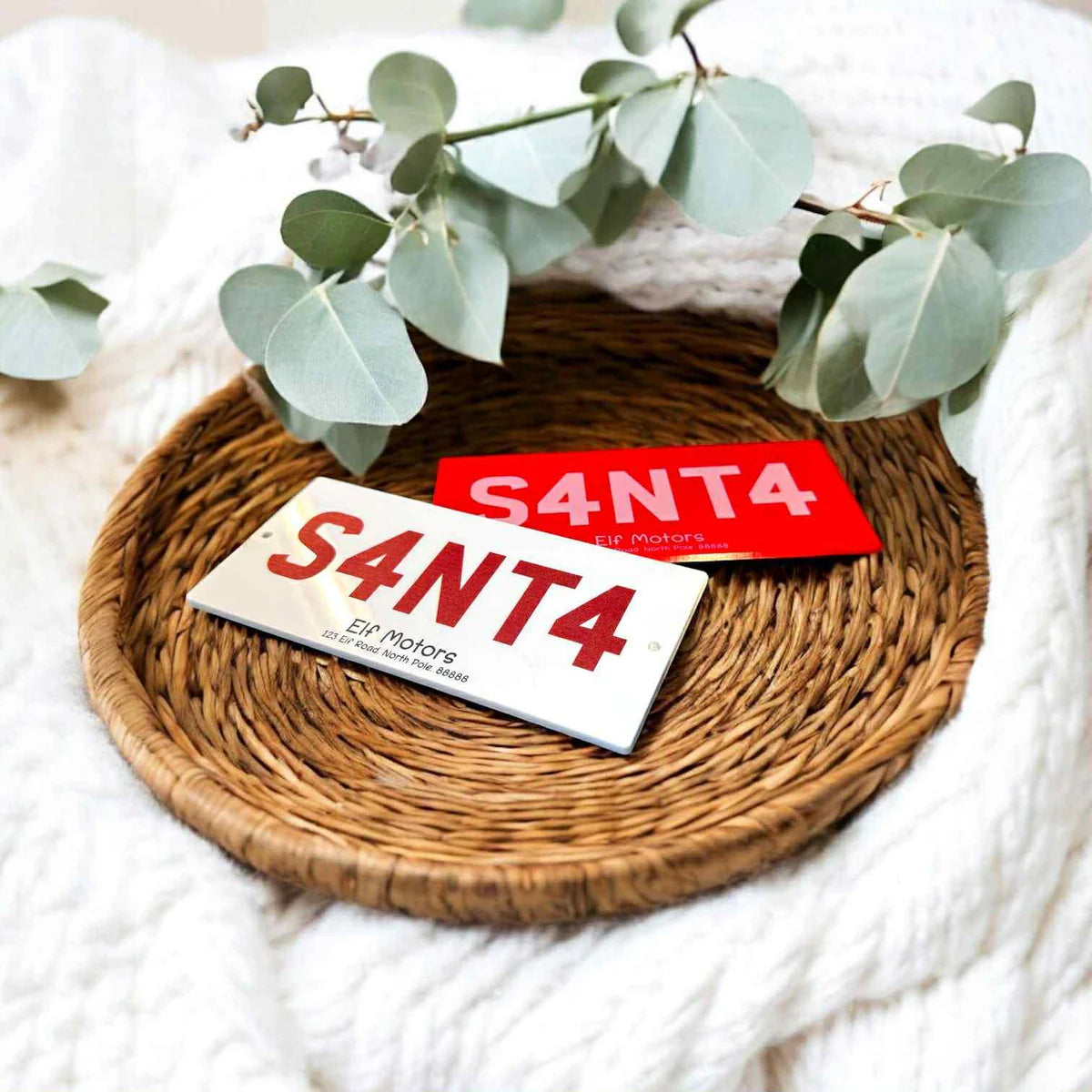 Santa lost license plate