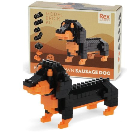 BUILD YOUR OWN CHARMING SAUSAGE DOG MODEL BRICK KIT