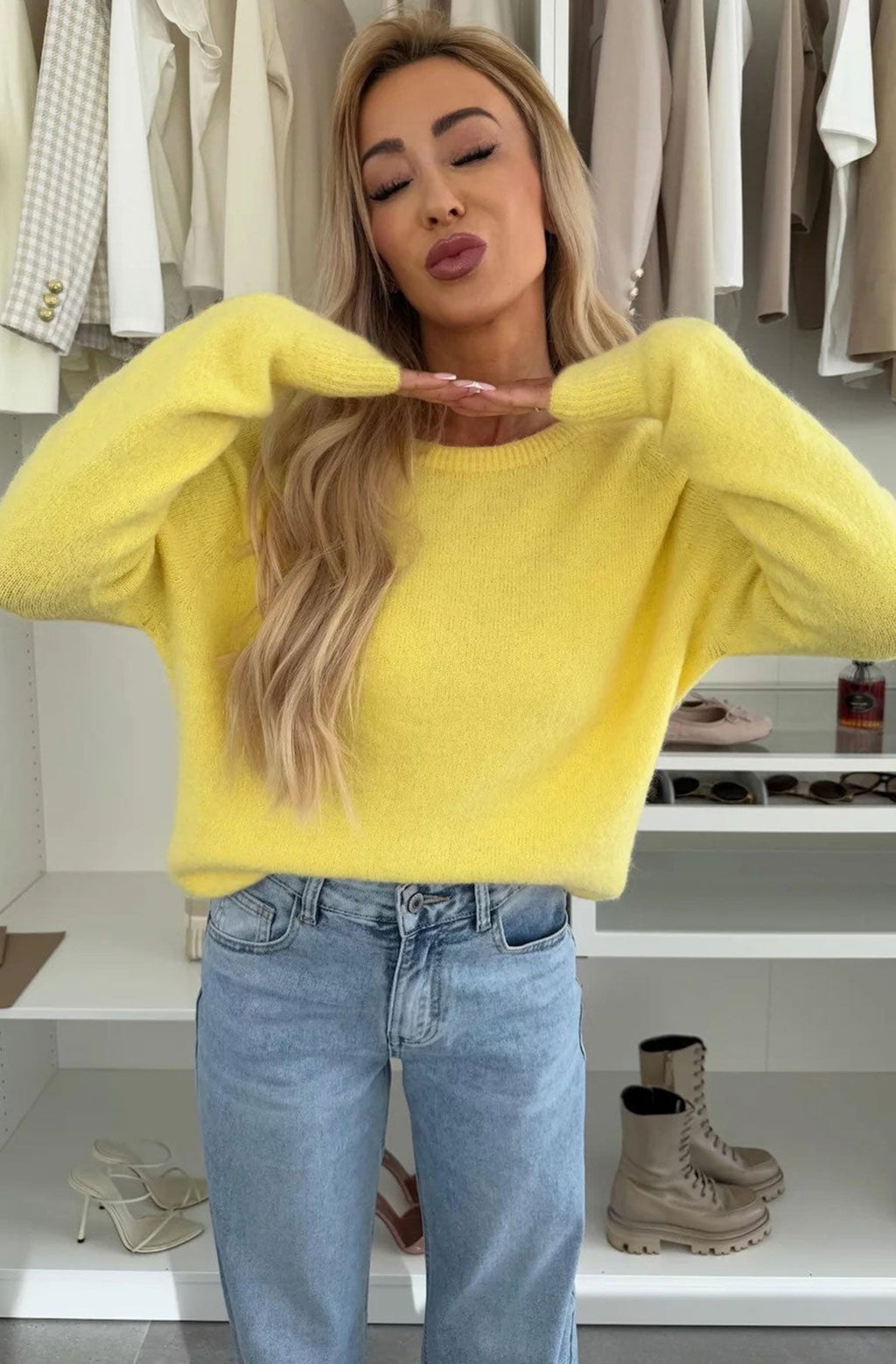 Elisha Light Knitted Alpaca Jumper
Sweater