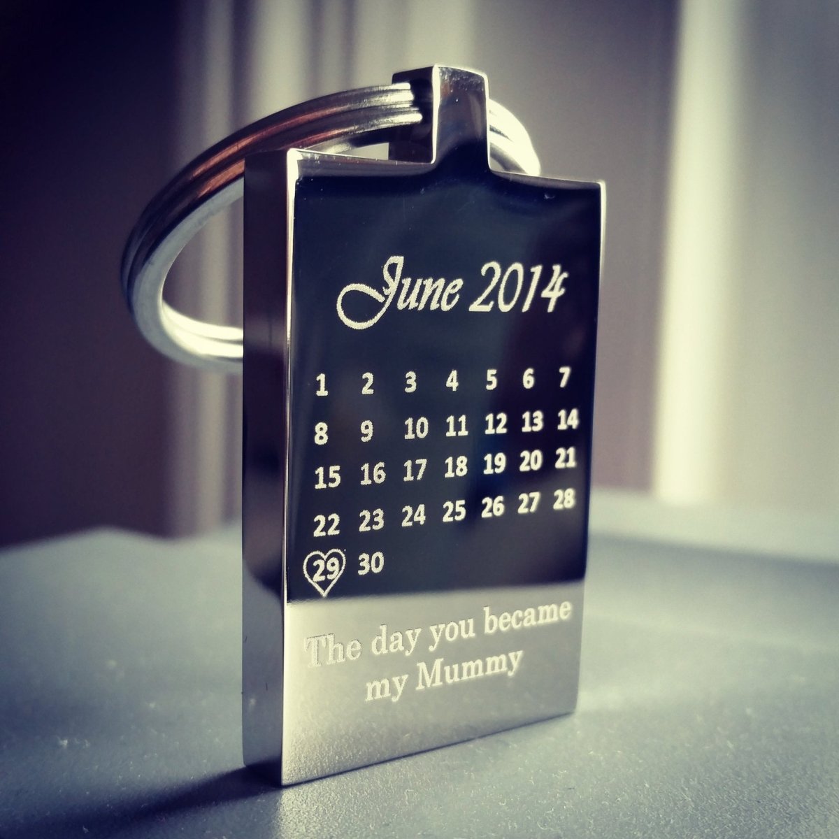 Personalised Calendar Keychain – Engraved Stainless Steel Special Date Keepsake Gift